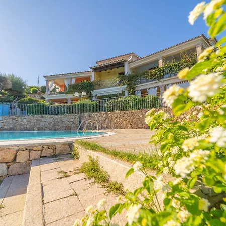 Con Piscina - Maiorca بودوني